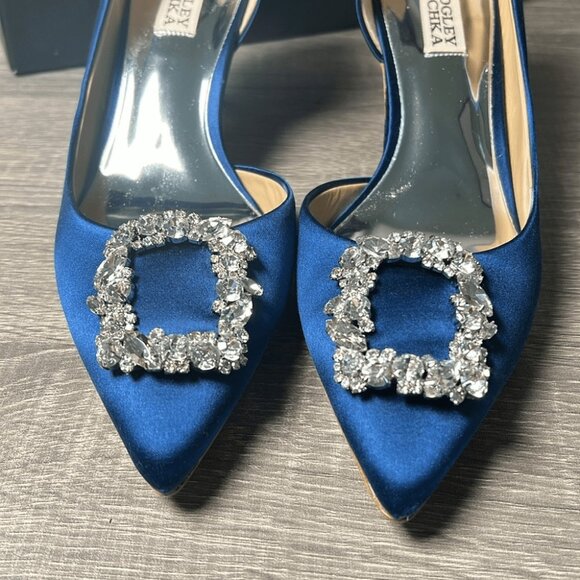 Badgley Mischka Collection Cher Crystal Embellished Pump - Picture 5 of 10